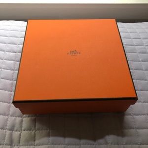 Hermes Box 8” x 8” x 3” empty